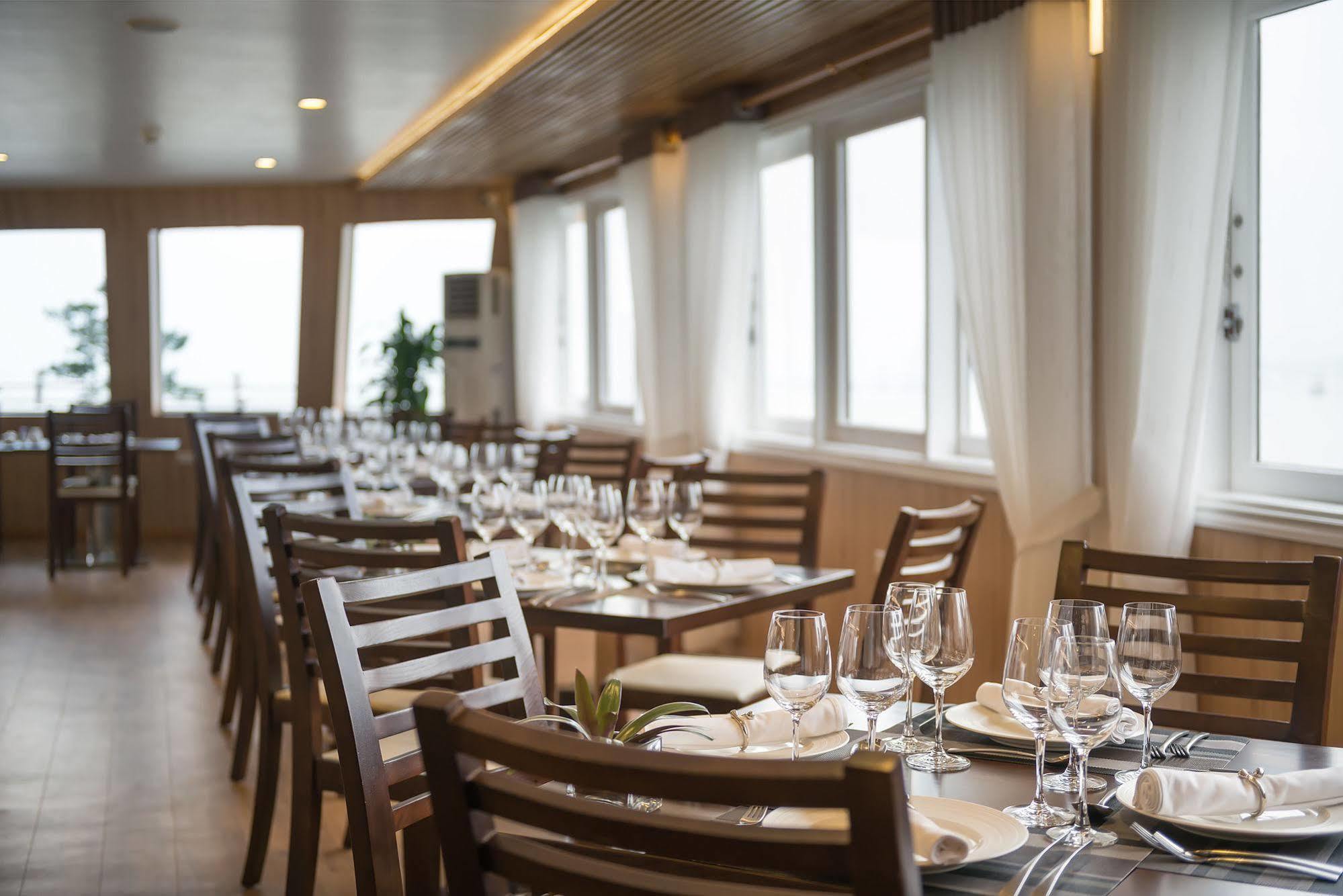 La Vela Premium Cruise - Managed By Paradise Cruises ها لونغ المظهر الخارجي الصورة